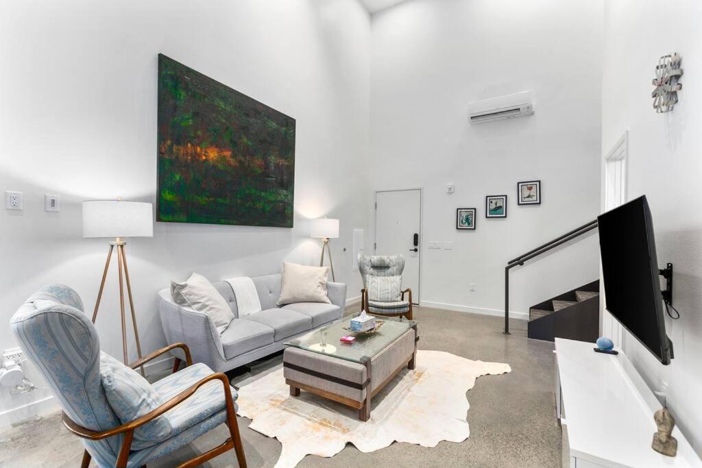 Airy And Open Corner Loft - 92 Walkscore Redmond ภายนอก รูปภาพ